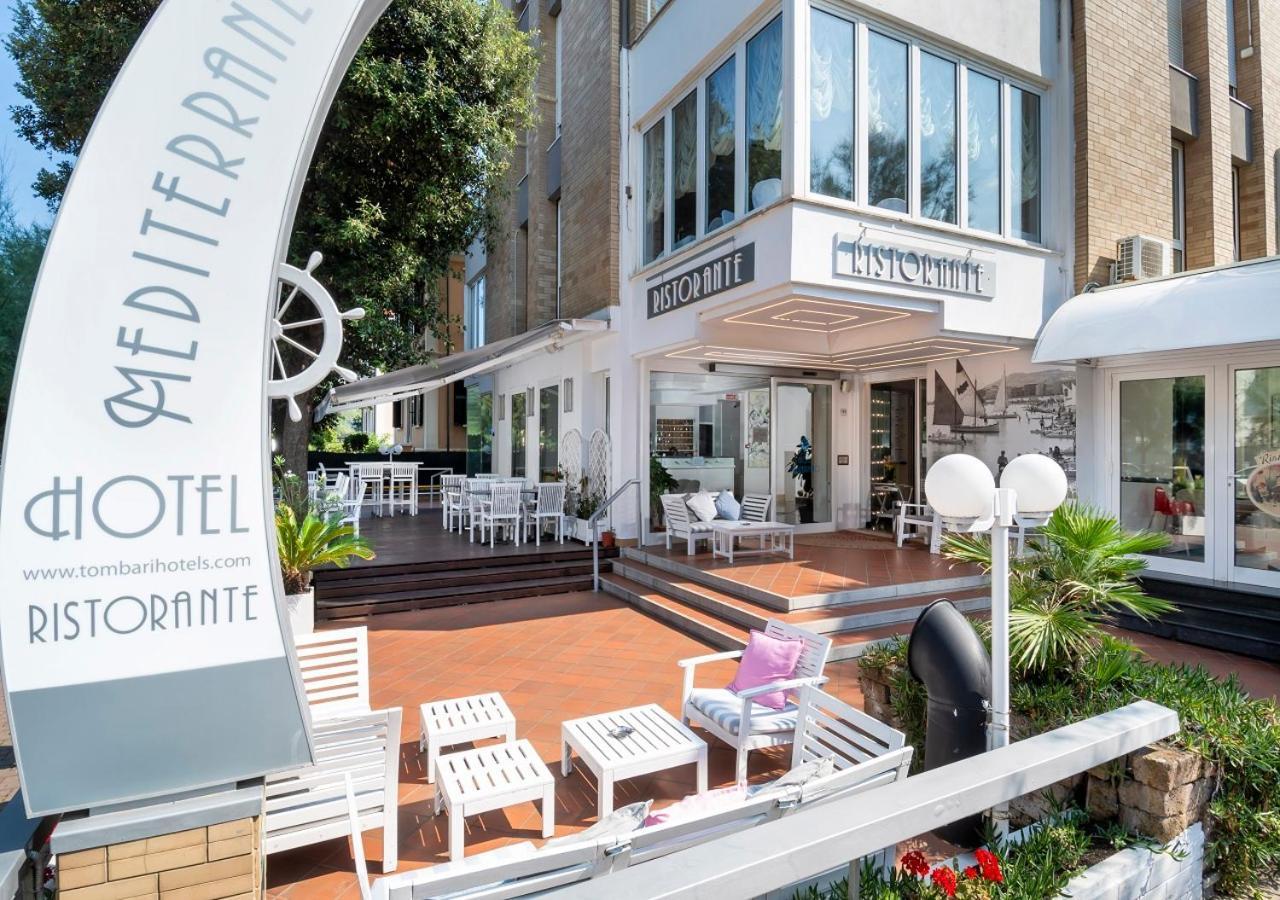 Hotel Mediterraneo Pesaro Bagian luar foto